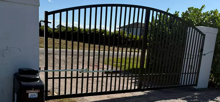 Driveway Fence Repair Taylorsville